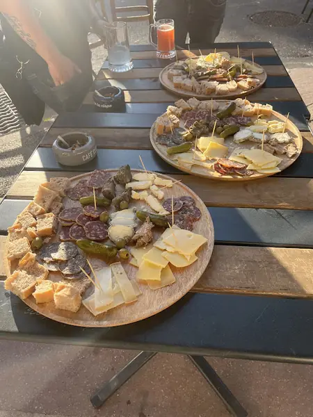 Assiette préparée au Le Tonneau Dort